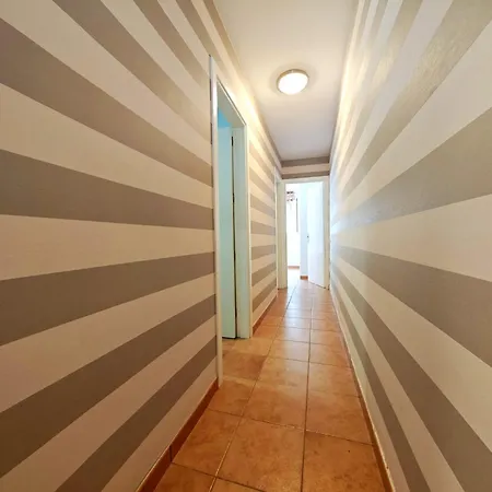 Gladiolos Apartment *