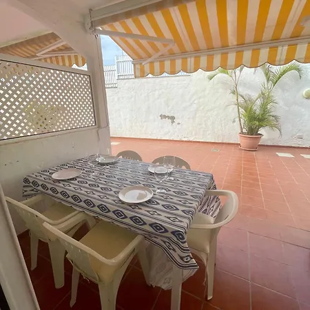 Gladiolos Apartment *